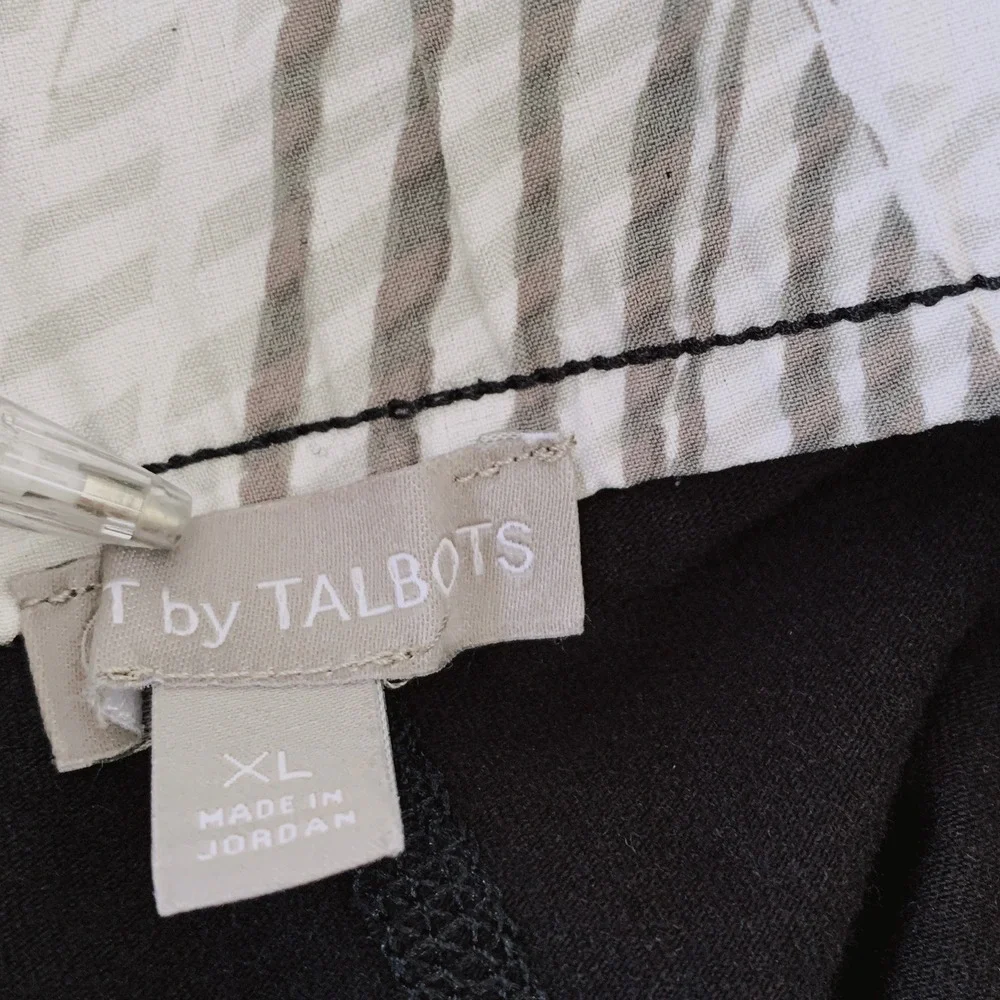 T by‎ Talbots Women's XL Black White Stretch Painted Fronds Active Skort Skirt
